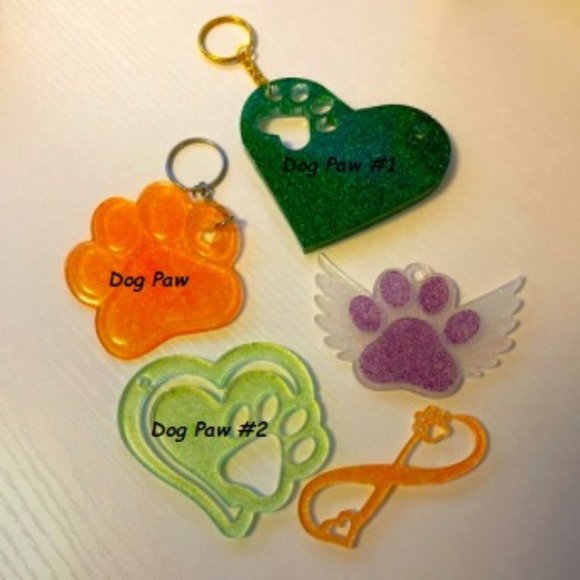 🎉🎉2x HP🎉🎉 Handmade Paw Keychains - Picture 1 of 9